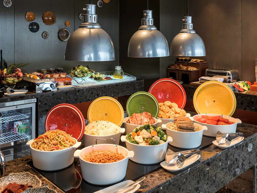 Novotel Xi'An Scpg Ресторан фото